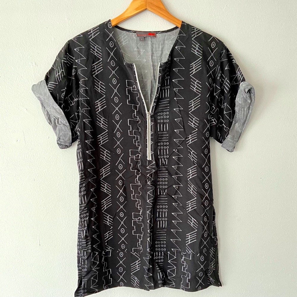 black and white graphic print tunic mini dress by Daryl K